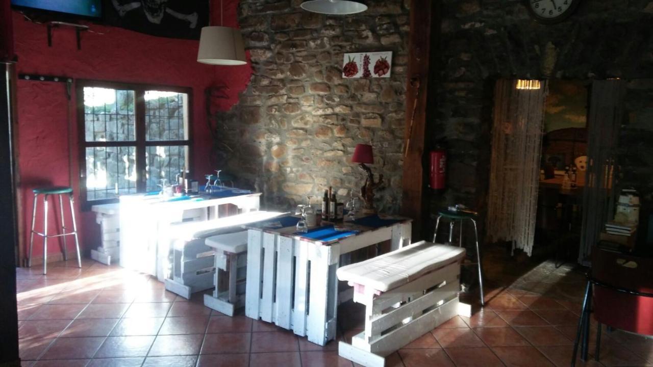 Hostel Backpacker Solopuent Castiello de Jaca Exteriér fotografie