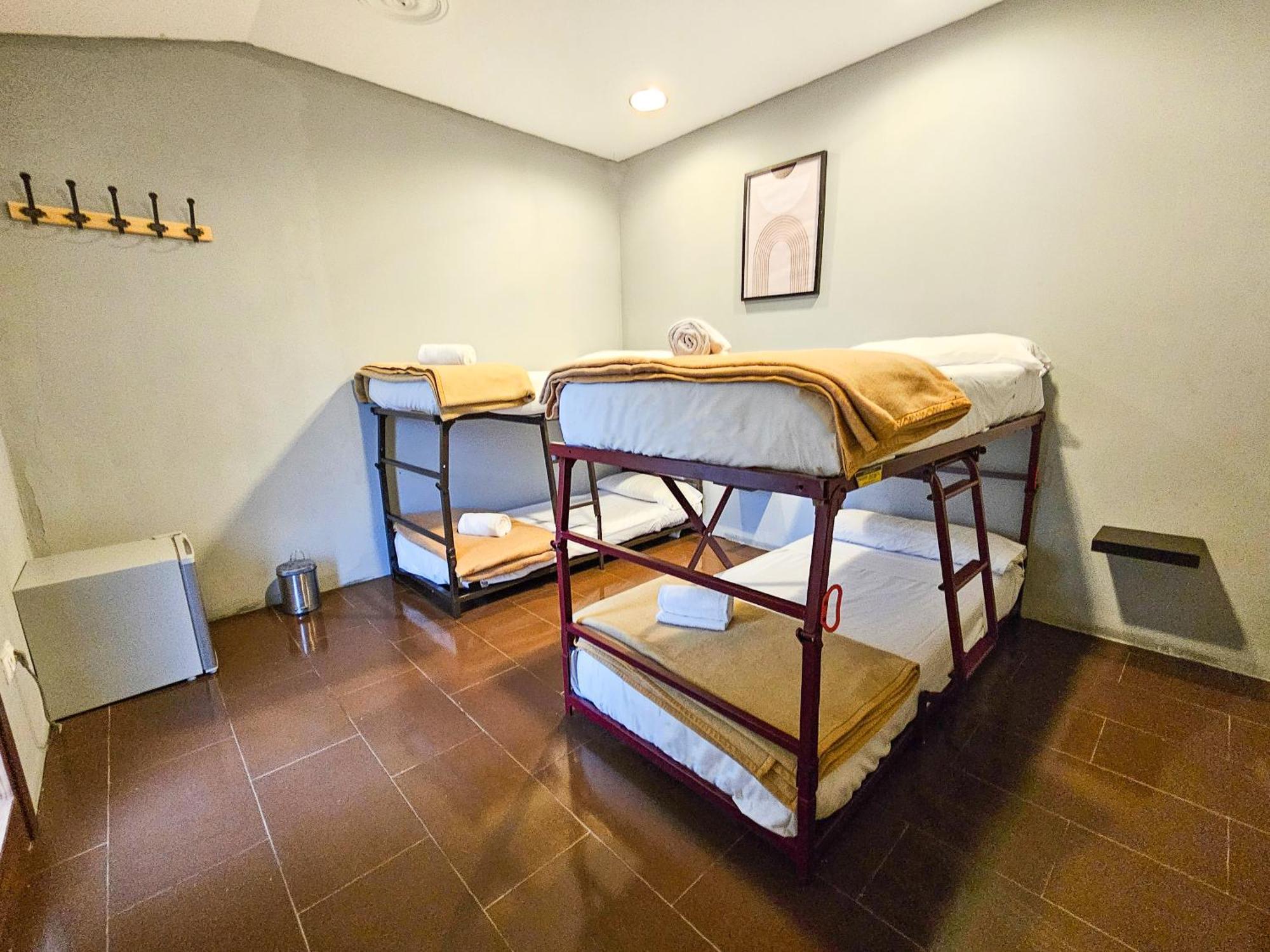 Hostel Backpacker Solopuent Castiello de Jaca Exteriér fotografie