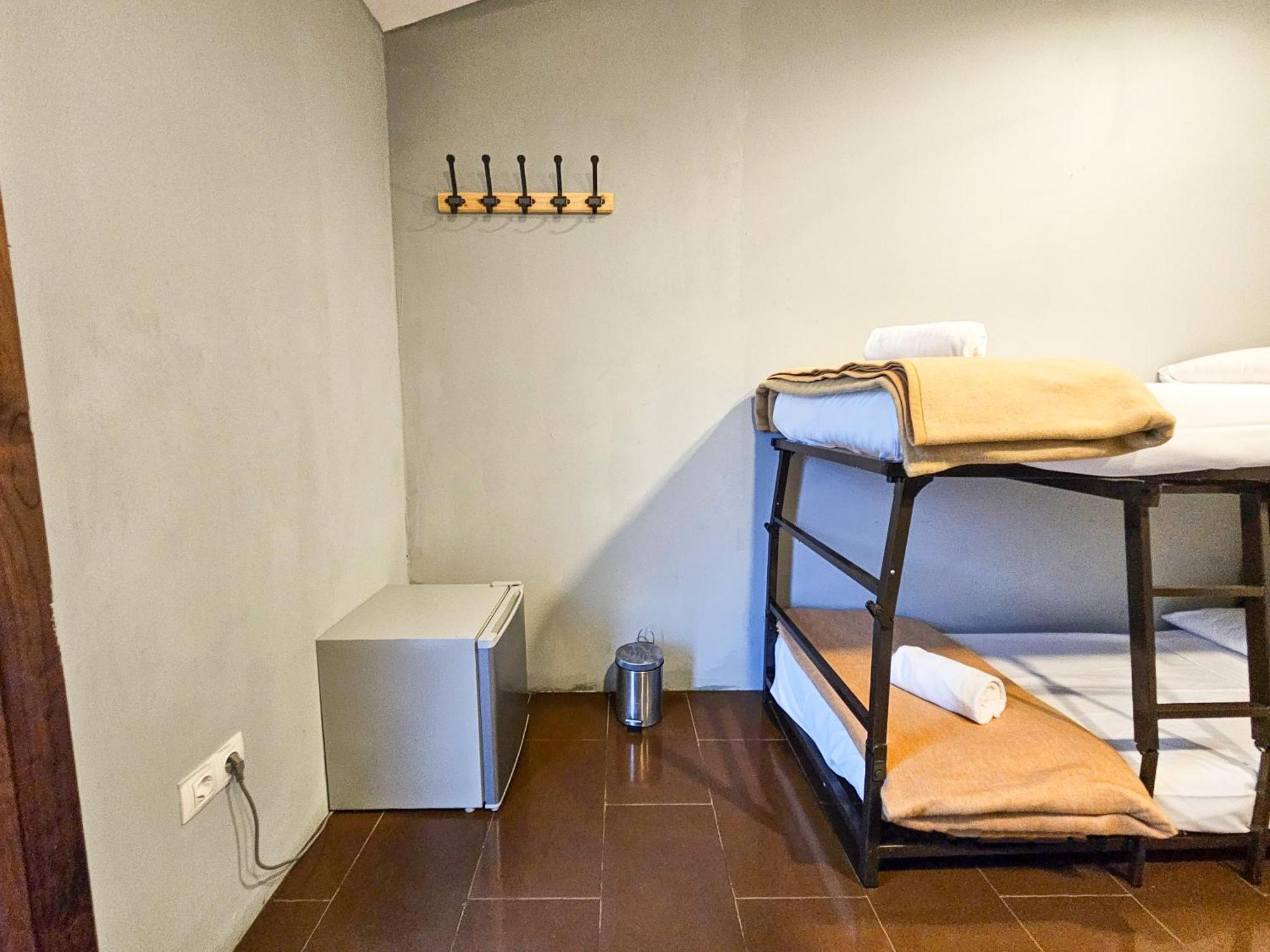Hostel Backpacker Solopuent Castiello de Jaca Exteriér fotografie