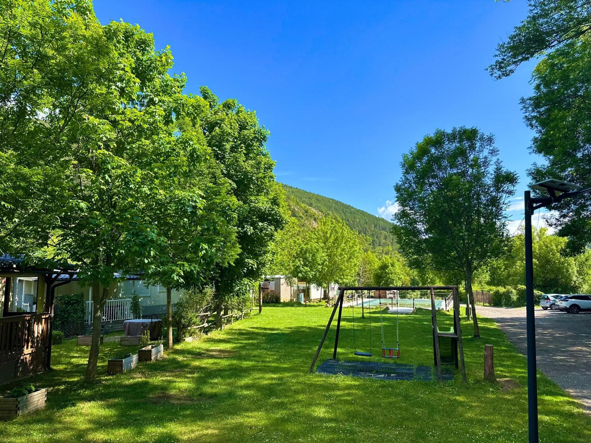 Hostel Backpacker Solopuent Castiello de Jaca Exteriér fotografie