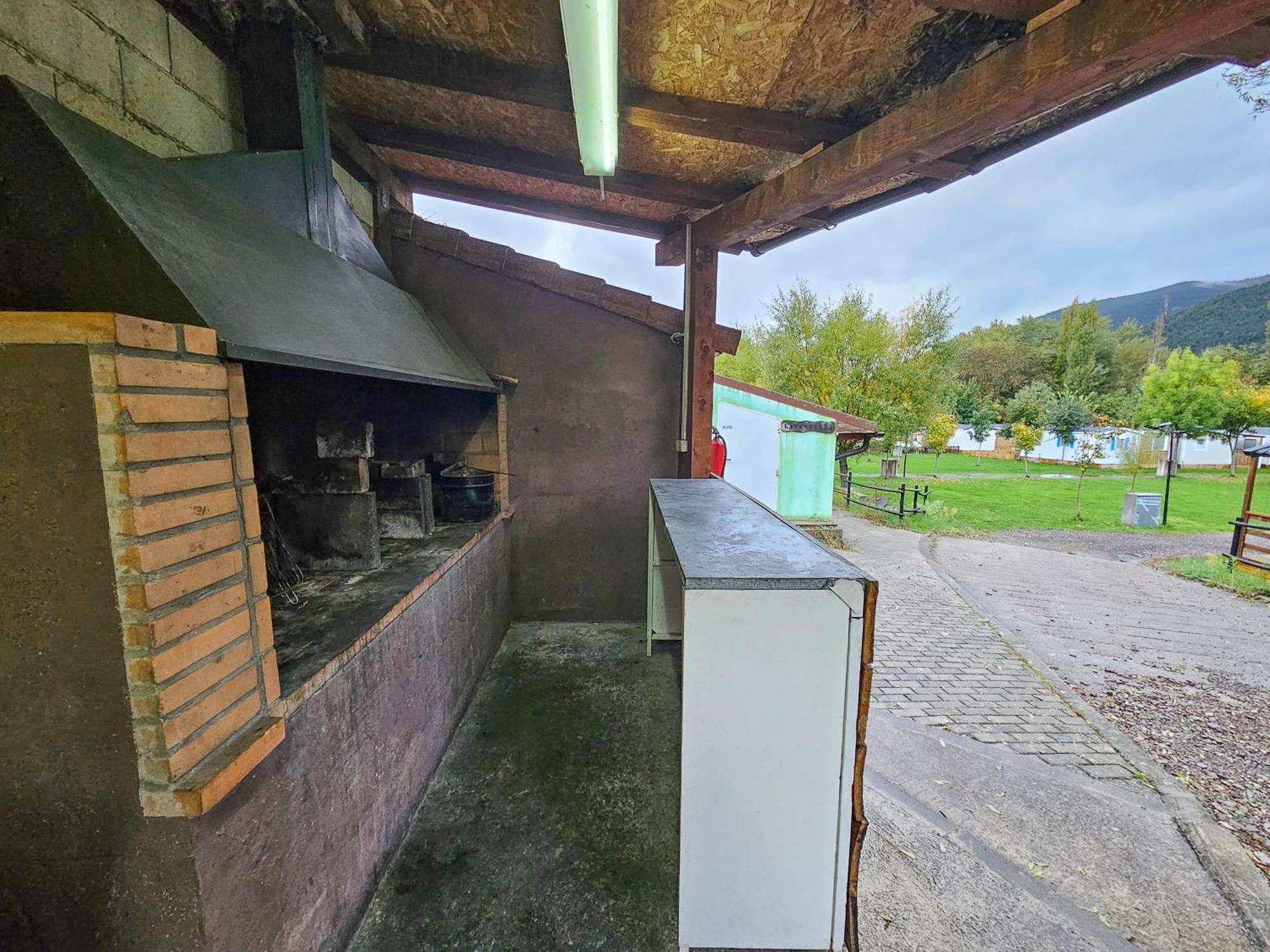 Hostel Backpacker Solopuent Castiello de Jaca Exteriér fotografie