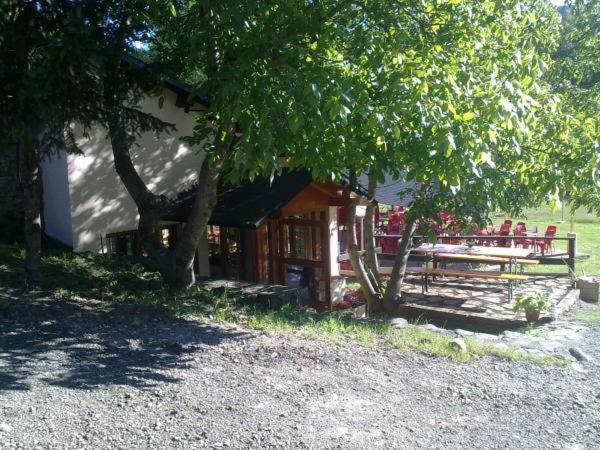 Hostel Backpacker Solopuent Castiello de Jaca Exteriér fotografie