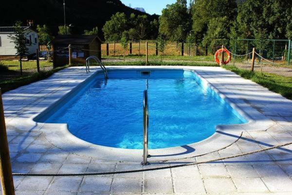 Hostel Backpacker Solopuent Castiello de Jaca Exteriér fotografie